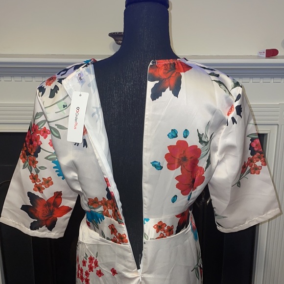 Dress by Order Plus - Picture 4 of 4